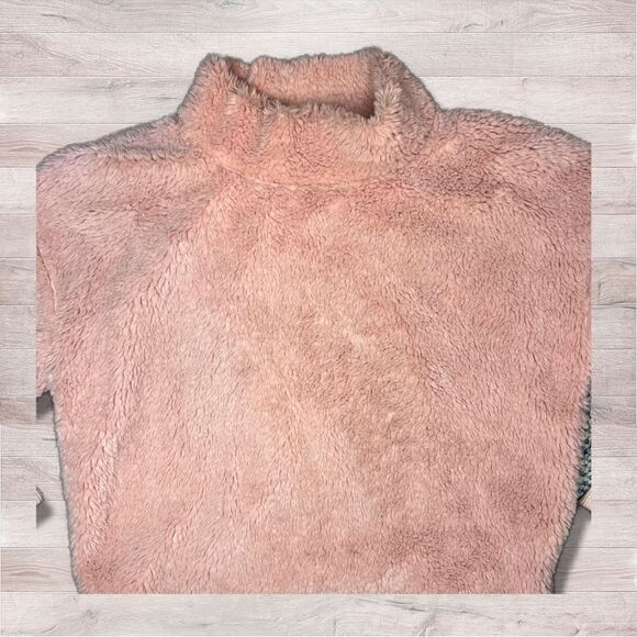 GAP Modneck fur pullover size Medium - Picture 3 of 5